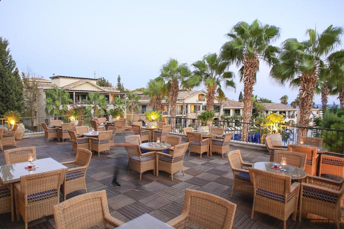 Columbia Beach Resort - Restaurants/Cafes