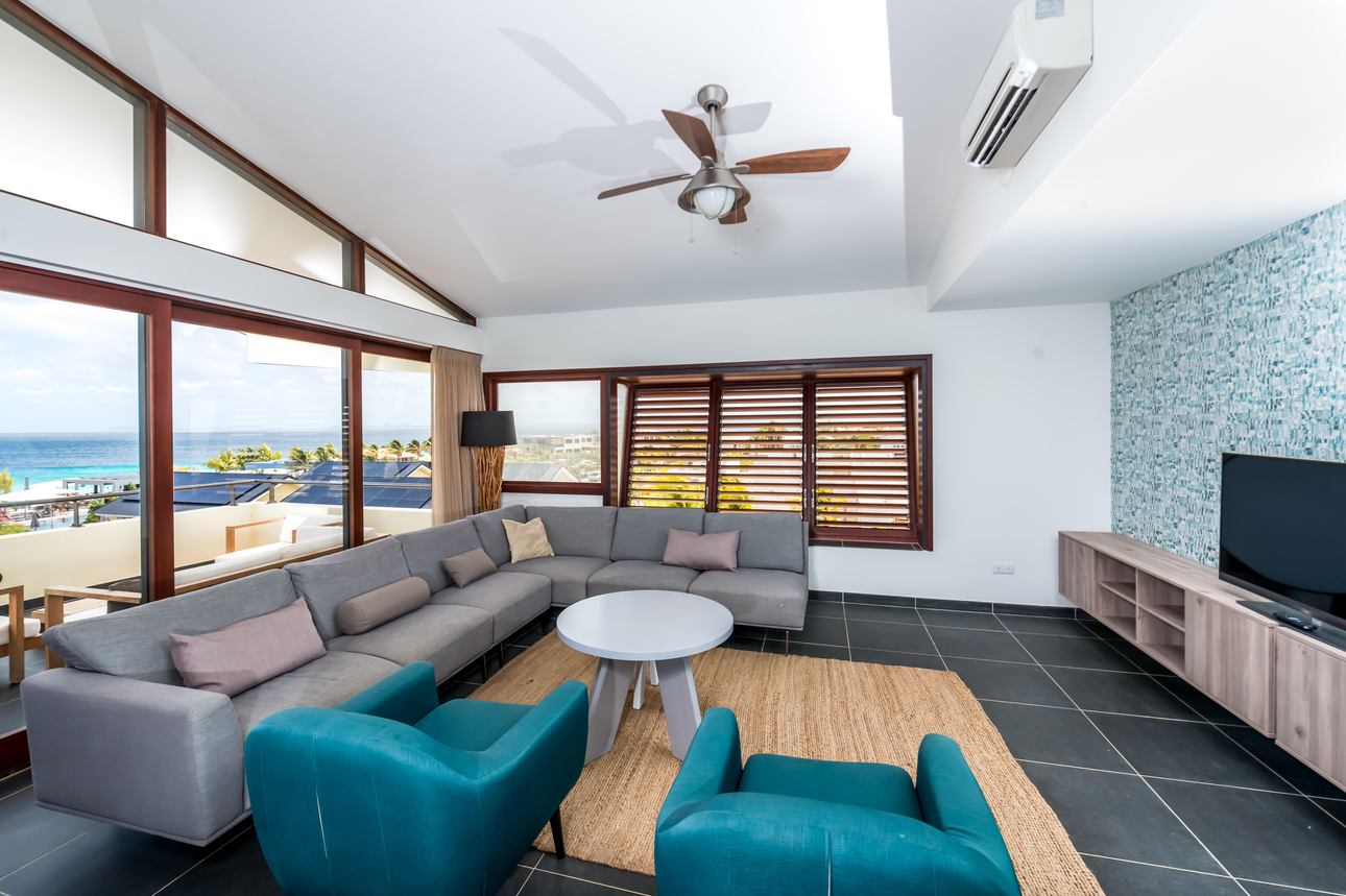 Delfins Beach Resort - Penthouse Zeezicht