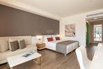 Avra Imperial - Deluxe Kamer Zwembadzicht