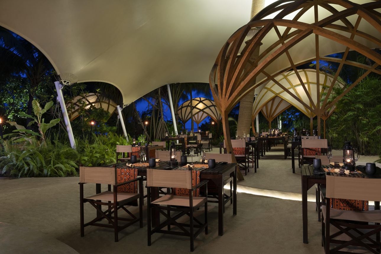 Restaurants/Cafes