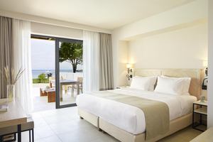 Beachfront Suite