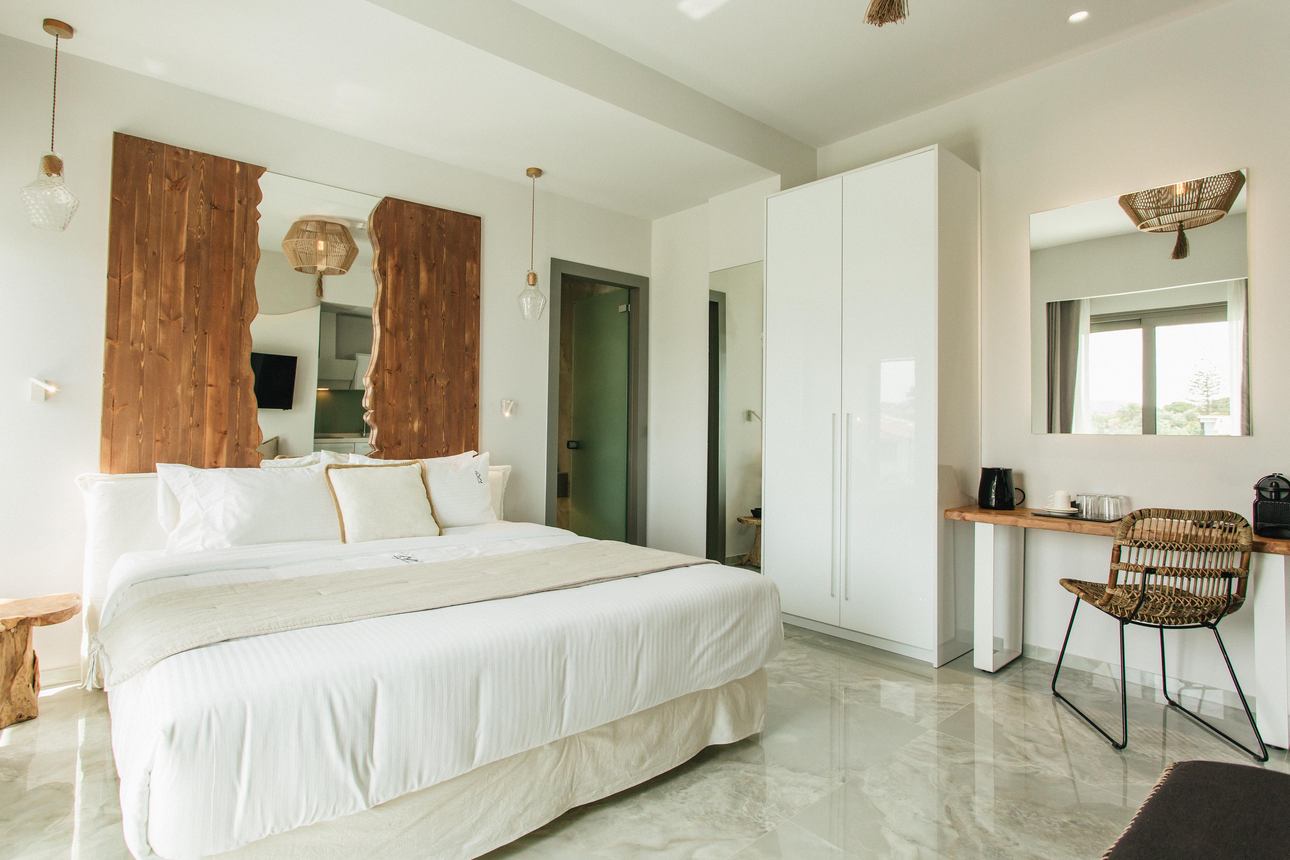 Blue Carpet Luxury Suites - Tweepersoons Suite Zeezicht
