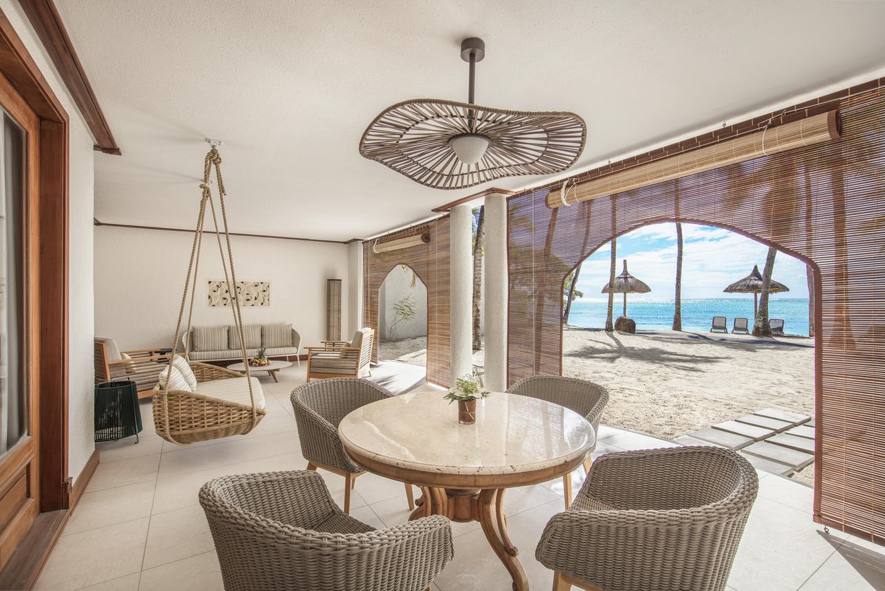 Paradis Beachcomber Golf Resort & Spa - 2-bedroom Senior Family suite Bachfront