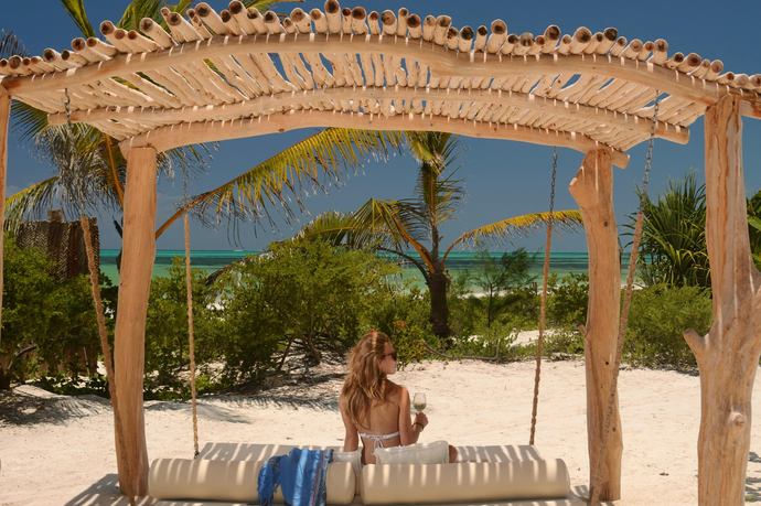 White Sand Luxury Villas - Strand