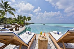 Milaidhoo Maldives - Zwembad