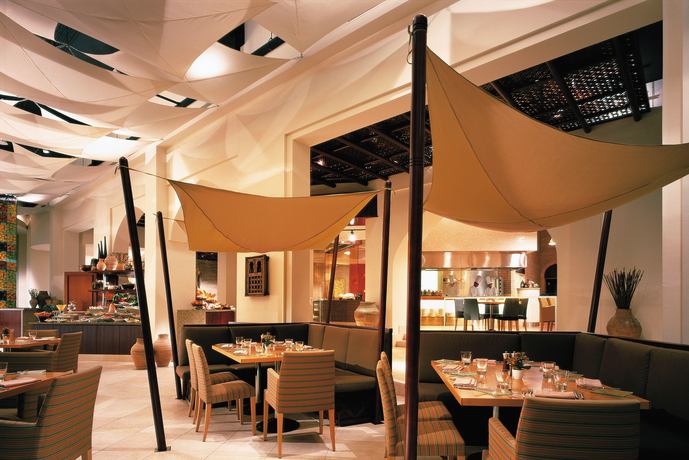 Shangri-La - Al Bandar - Restaurants/Cafes