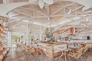 Sugar Beach - Restaurants/Cafes