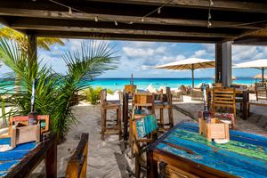 Delfins Beach Resort - Restaurants/Cafes