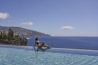 Les Suites at The Cliff Bay - Zwembad
