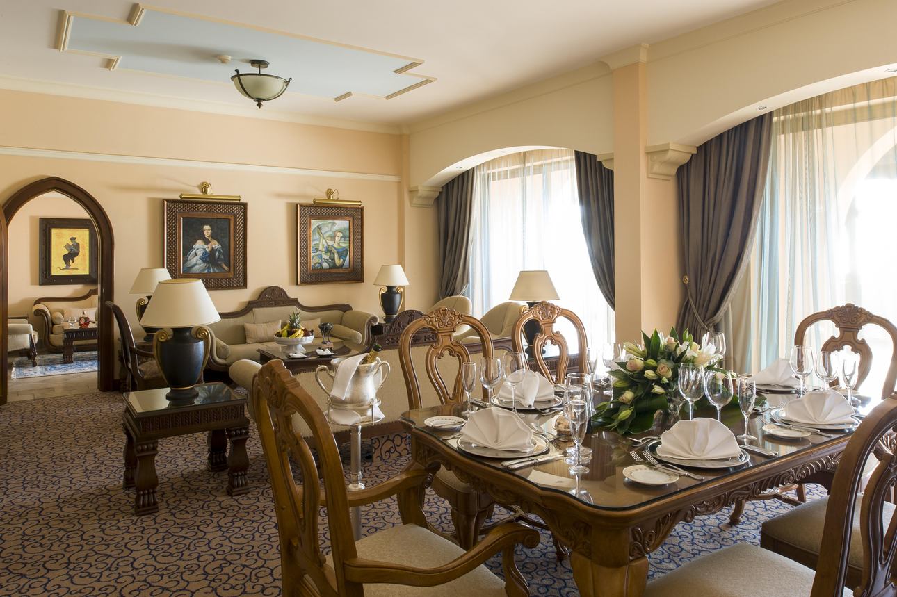 1-bedroom Royal Suite 