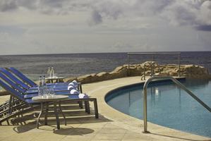 Renaissance Wind Creek Curaçao Resort - Zwembad