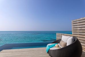 Avani & Fares Maldives Resort - Sunset Overwater Pool Residence 2-slaapkamers