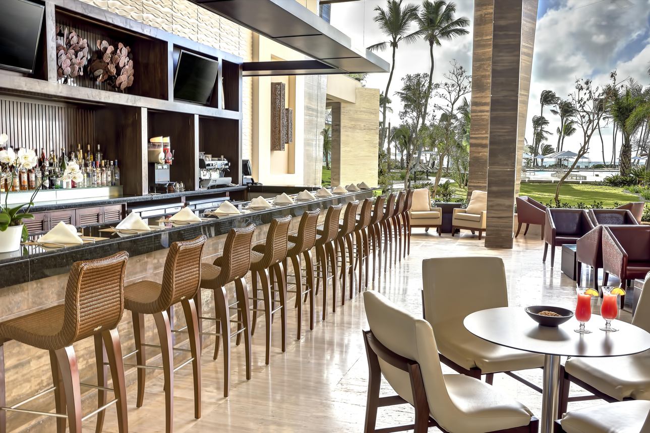 Restaurants/Cafes