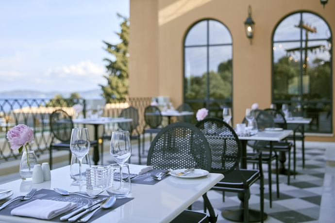 MarBella Nido - Restaurants/Cafes