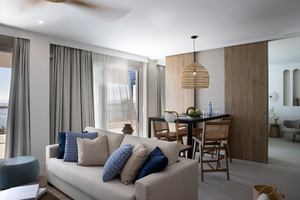 METT Hotel & Beach Resort Marbella Estepona - SeaScape Suite Private Pool