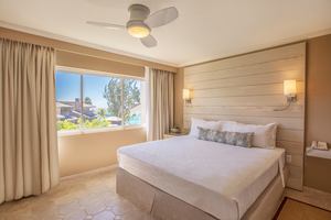 Bougainvillea Beach Resort - Deluxe Suite - 2 slaapkamers