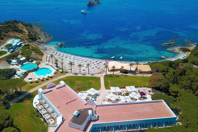 Falkensteiner Resort Capo Boi - Algemeen