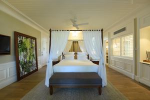 Deluxe Golf Suite