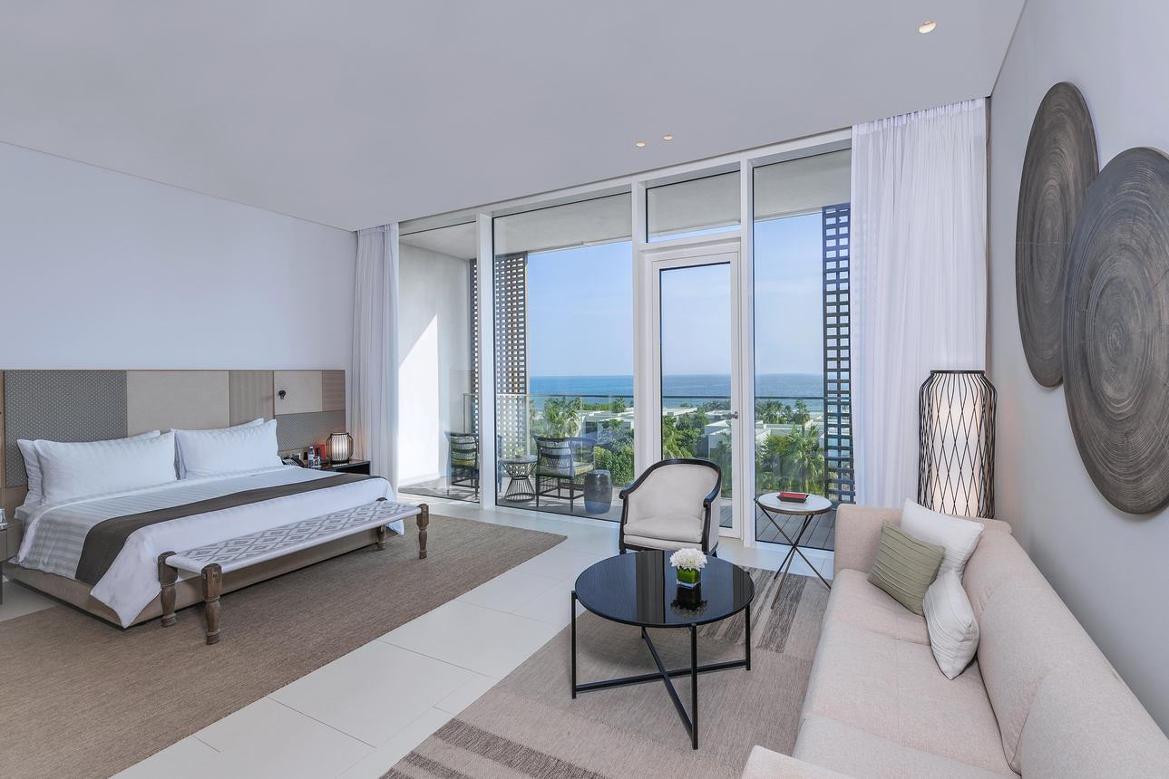 The Oberoi Beach Resort Al Zorah - Deluxe Ocean View Suite Terrace