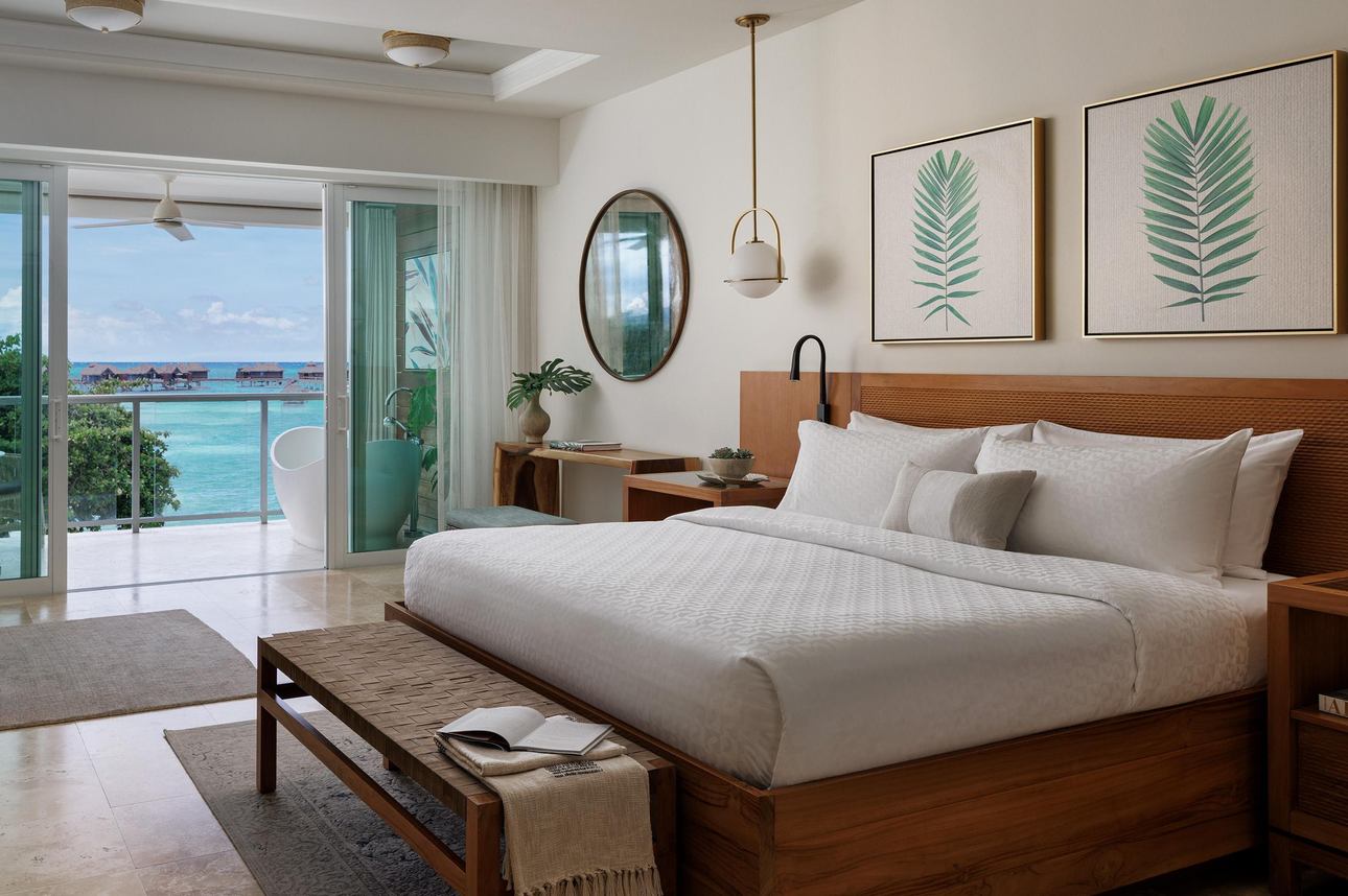 Sandals Royal Caribbean - Royal Beachfront Club Suite w/ Balcony Tranquility Soaking Tub  