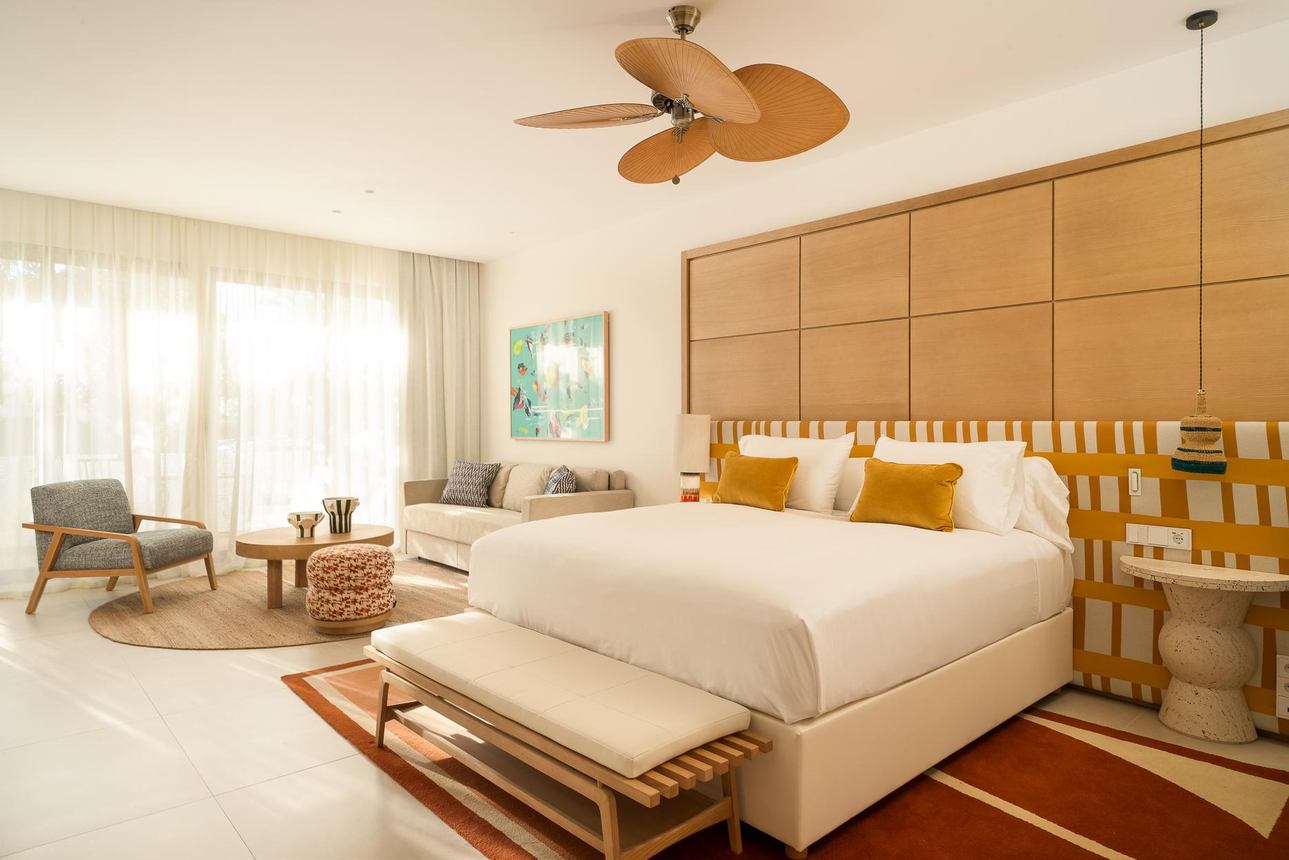 Kimpton Los Monteros - King Studio Suite Terrace