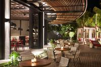 LUX* Grand Baie Resort & Residences - Restaurants/Cafes