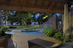 Beachfront Pool Suite