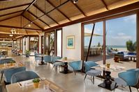 The Ritz-Carlton, Al Hamra Beach - Restaurants/Cafes