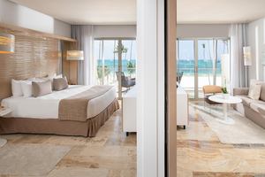 The Reserve Panoramic Ocean Front Suite