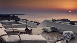 Santo Pure Oia Luxury Suites & Spa