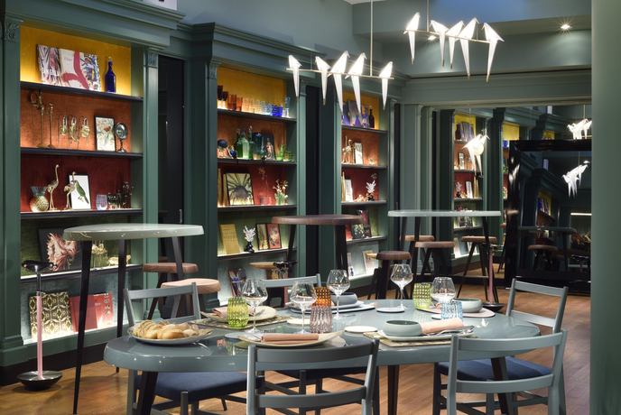 Leon's Place - Restaurants/Cafes