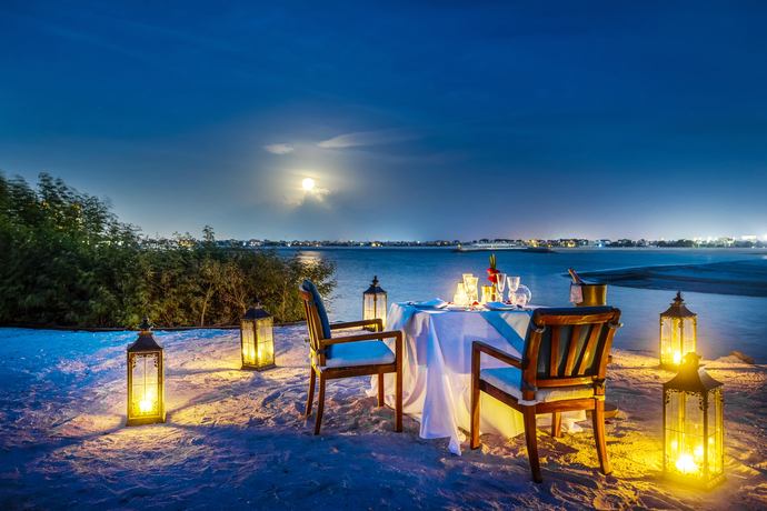 The Ritz-Carlton Al Hamra Beach - Ambiance