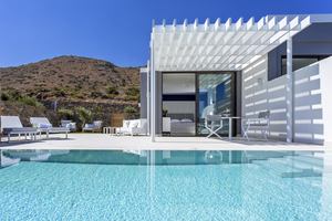 Elounda Gulf Villas & Suites - Junior Pool Suite Massage Elounda Gulf Villas & Suites - Junior Pool Suite Massage