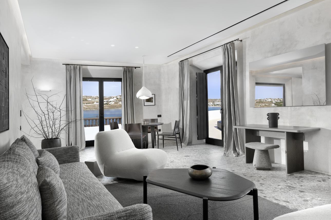 Aeonic Suites & Spa - Aperion Suite Privézwembad Zeezicht