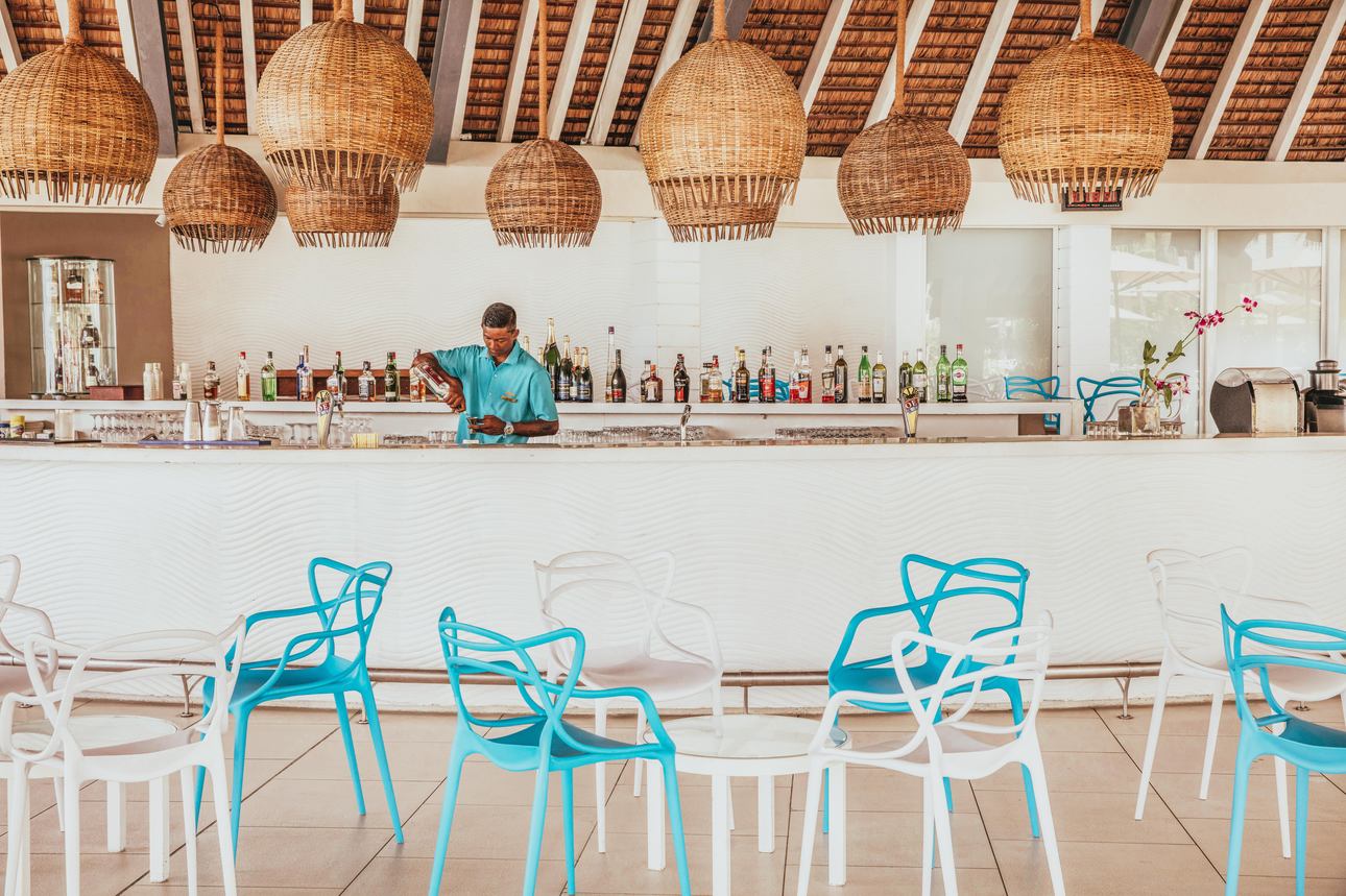 Restaurants/Cafes