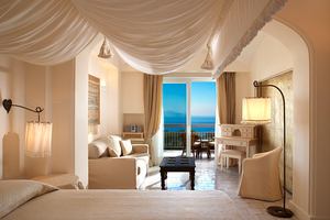 Capri Palace Jumeirah - Deluxe Kamer Zeezijde