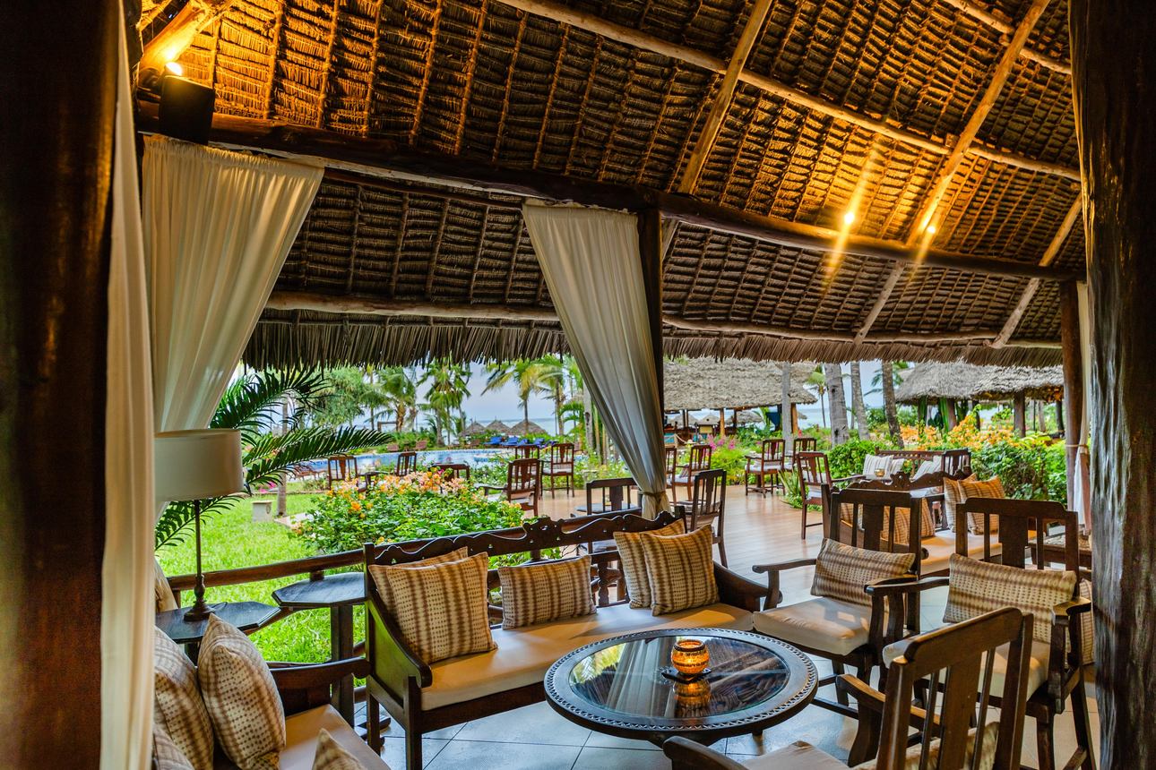 Restaurants/Cafes