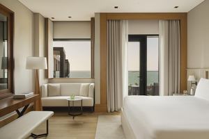 Delano Dubai - Rising Light Guestroom with sea view