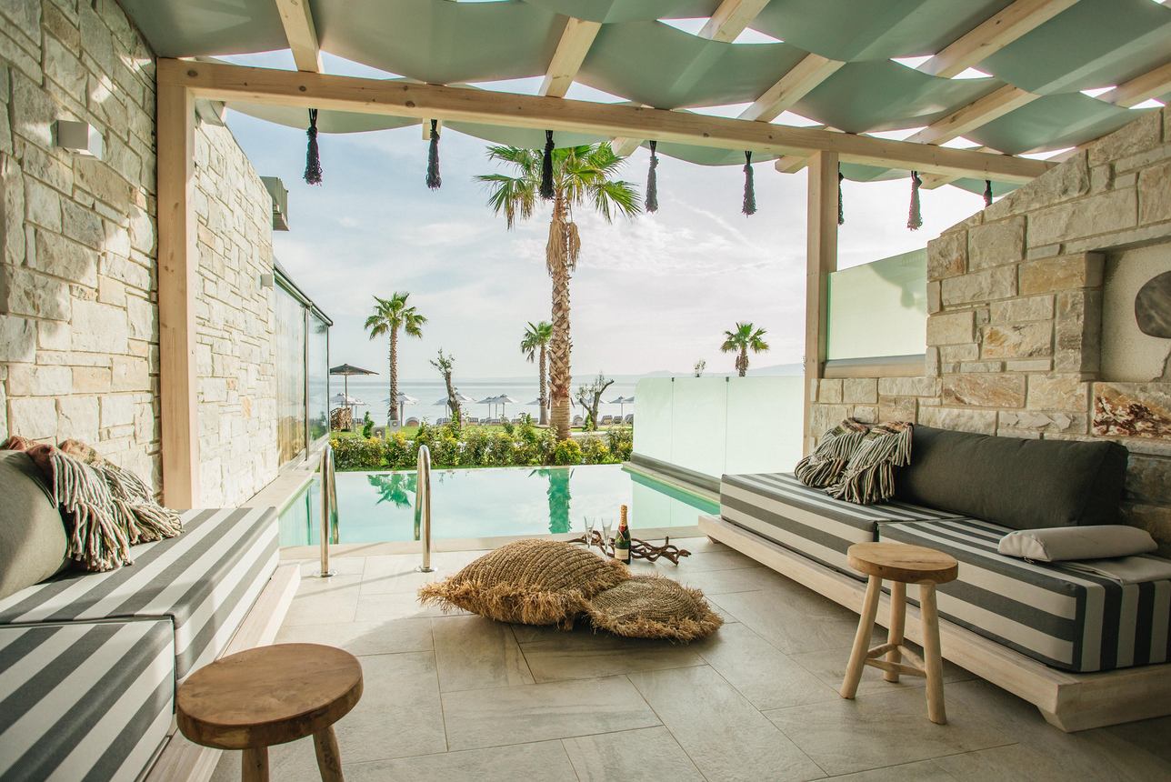 Blue Carpet Luxury Suites - Tweepersoons Suite privézwembad Zeezicht