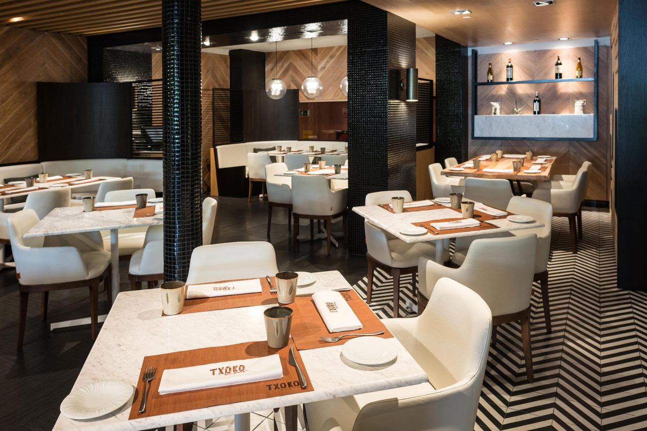 Restaurants/Cafes