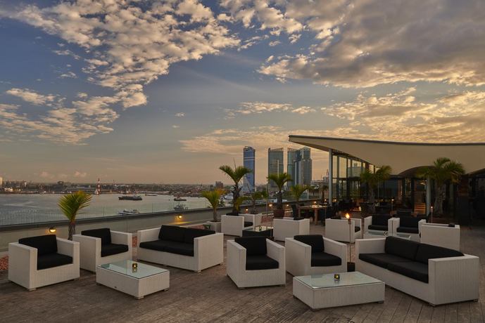 Hyatt Regency Dar es Salaam - Restaurants/Cafes