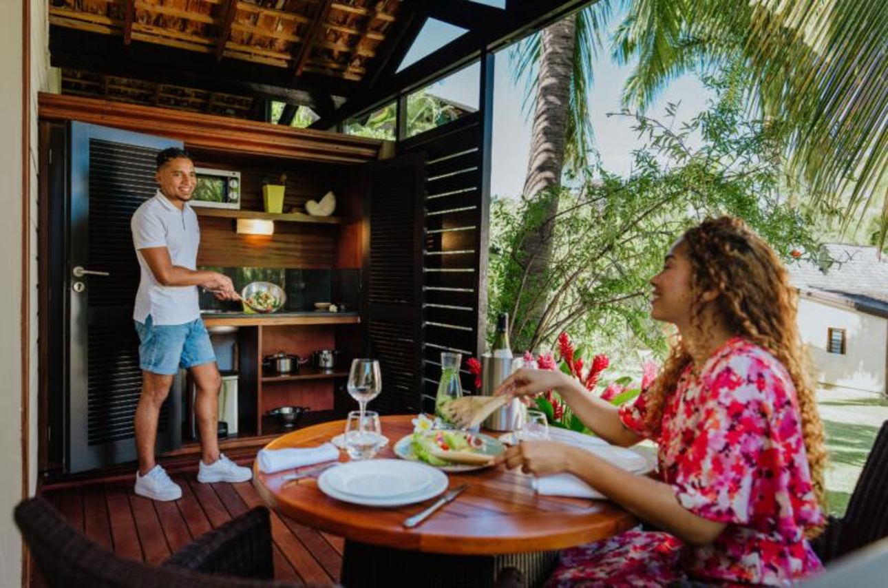 Iloha Seaview Hotel - Bungalow Kitchenette