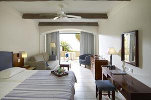 Columbia Beach Resort - Junior Suite Zeezicht