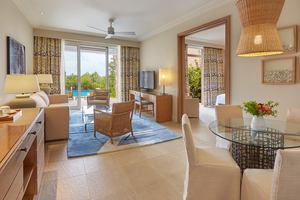 The Westin Resort Costa Navarino - Infinity Suite Tuinzicht en Privé-zwembad