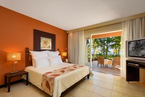 Victoria Beachcomber Resort & Spa - Junior Suite