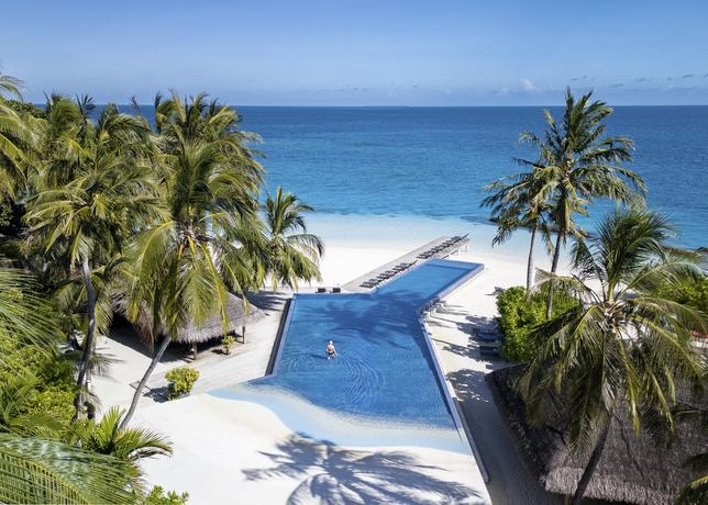 Kuramathi Maldives - Zwembad