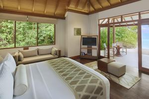 Baros Maldives - Deluxe Beach Villa