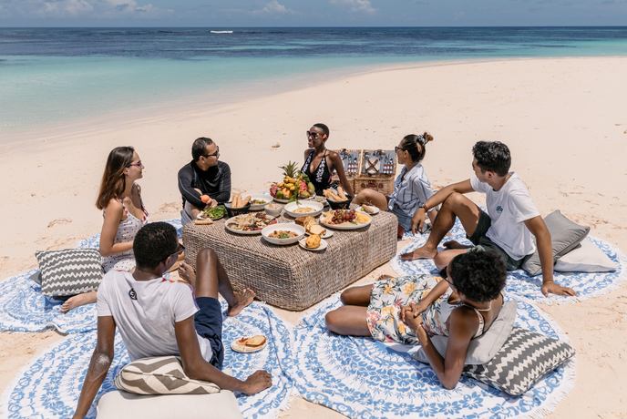 Four Seasons Resort at Desroches Island - Restaurants/Cafes