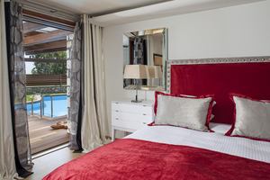 Pool Suite met 2 slaapkamers