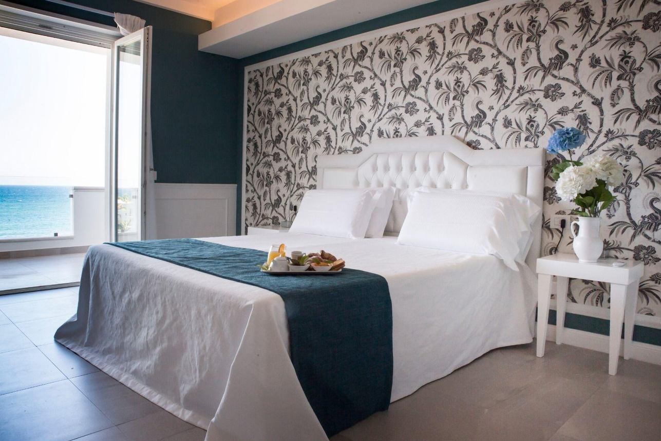 Bianco Riccio Suite Hotel - Deluxe Suite Sea View
